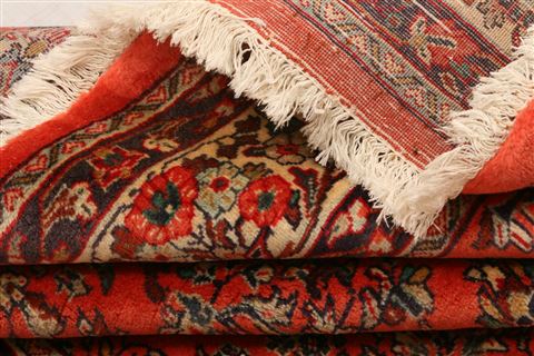 Sarouk Red Square Hand Knotted 70 X 72 Area Rug 100-23481 Image 4