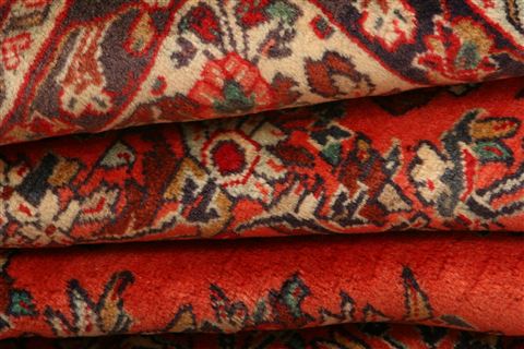 Sarouk Red Square Hand Knotted 70 X 72 Area Rug 100-23481 Image 5