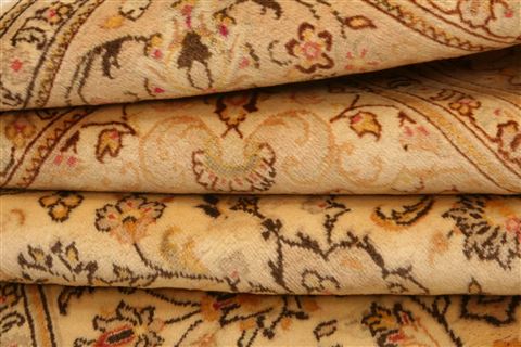 Kashan Beige Hand Knotted 65 X 100 Area Rug 100-23484 Image 6
