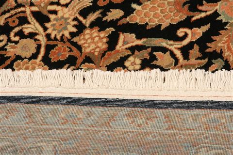 Tabriz Red Hand Knotted 67 X 91 Area Rug 100-23486 Image 9