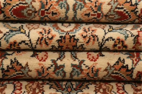 Sarouk Beige Runner Hand Knotted 28 X 108 Area Rug 100-23492 Image 6