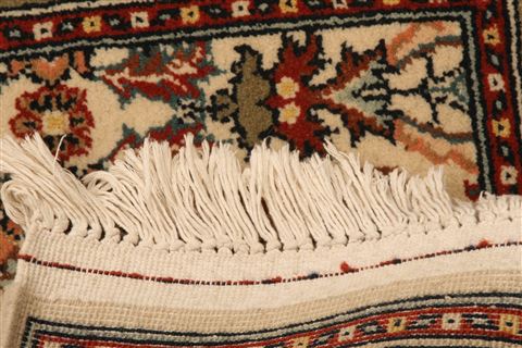 Sarouk Beige Runner Hand Knotted 28 X 108 Area Rug 100-23492 Image 8