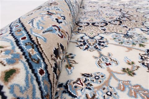 Nain White Round Hand Knotted 60 X 60  Area Rug 250-23510 Image 10