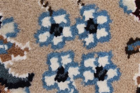 Nain White Round Hand Knotted 60 X 60  Area Rug 250-23510 Image 6