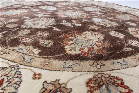 Chobi Brown Round Hand Knotted 60 X 61 Area Rug 250-23523 Image 2
