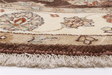 Chobi Brown Round Hand Knotted 60 X 61 Area Rug 250-23523 Image 5