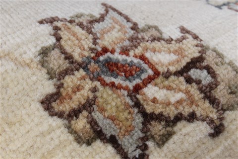 Chobi Brown Round Hand Knotted 60 X 61 Area Rug 250-23523 Image 8