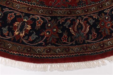 Kashan Red Round Hand Knotted 61 X 61 Area Rug 250-23529 Image 6