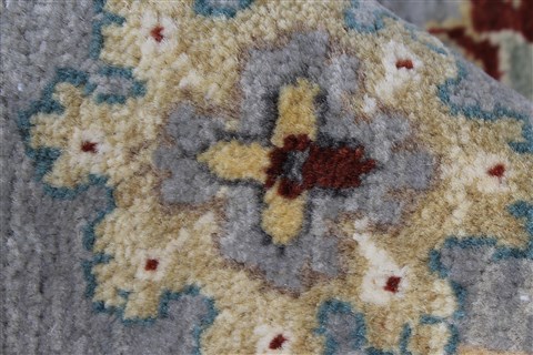Ziegler Grey Round Hand Knotted 60 X 60 Area Rug 250-23535 Image 6
