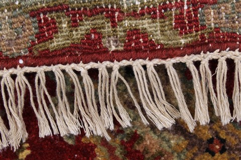 Kashan Red Round Hand Knotted 61 X 62 Area Rug 250-23541 Image 10
