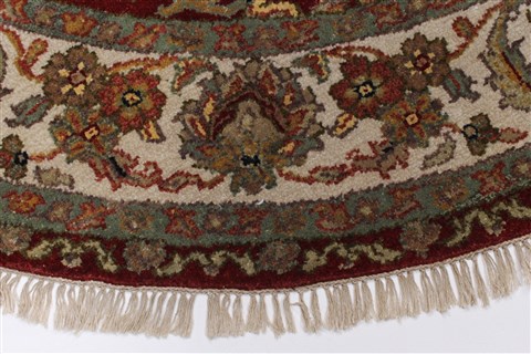 Kashan Red Round Hand Knotted 61 X 62 Area Rug 250-23541 Image 2
