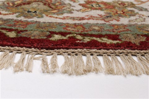 Kashan Red Round Hand Knotted 61 X 62 Area Rug 250-23541 Image 4
