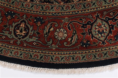 Herati Blue Round Hand Knotted 60 X 60 Area Rug 250-23565 Image 3