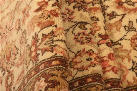 Sarouk Beige Runner Hand Knotted 28 X 108 Area Rug 100-23571 Image 6