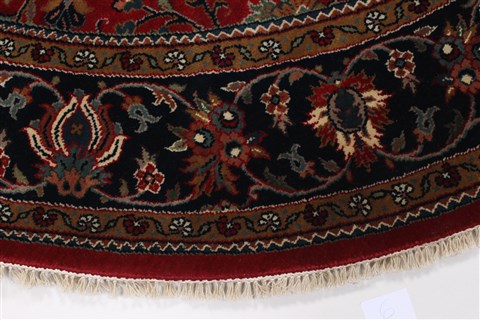 Kashmar Red Round Hand Knotted 60 X 60 Area Rug 250-23585 Image 3