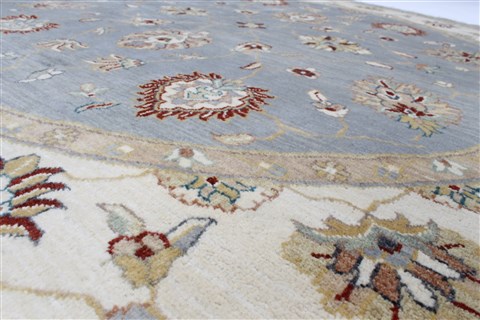 Chobi Grey Round Hand Knotted 60 X 60 Area Rug 250-23598 Image 3