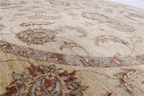 Pishavar Beige Round Hand Knotted 61 X 62 Area Rug 250-23607 Image 2