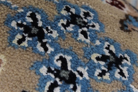 Nain White Round Hand Knotted 60 X 60  Area Rug 250-23654 Image 6