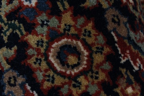 Herati Blue Round Hand Knotted 60 X 60 Area Rug 250-23681 Image 5