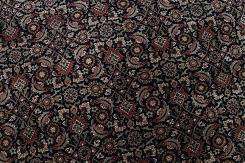 Herati Black Round Hand Knotted 60 X 60 Area Rug 250-23683 Image 3