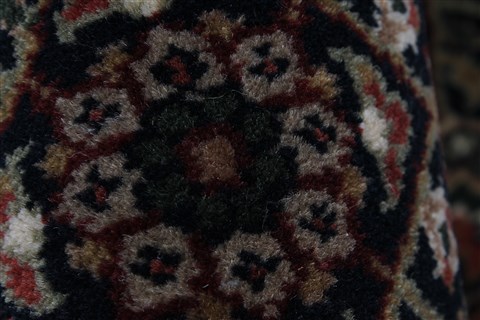 Herati Black Round Hand Knotted 60 X 60 Area Rug 250-23683 Image 6