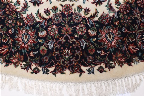 Tabriz White Round Hand Knotted 61 X 61 Area Rug 250-23686 Image 5