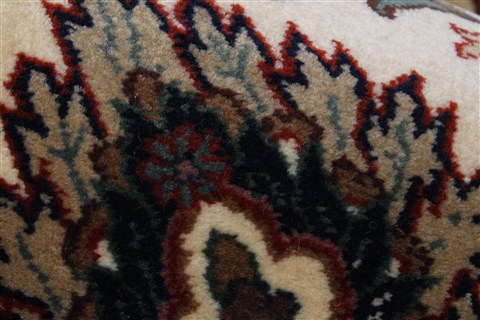 Tabriz Beige Runner Hand Knotted 26 X 100 Area Rug 250-23725 Image 7