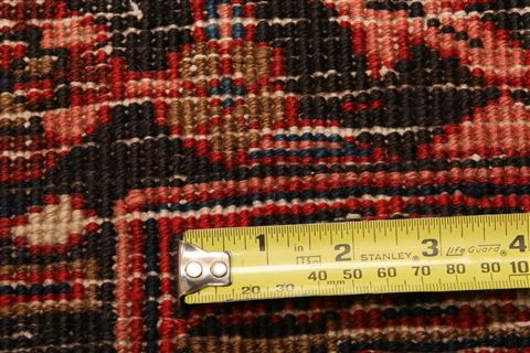 Heriz Red Hand Knotted 108 X 139 Area Rug 100-23786 Image 7