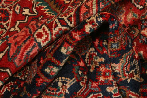 Mahal Red Hand Knotted 107 X 1311  Area Rug 253-23791 Image 2
