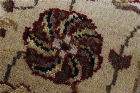 Kashan Beige Runner Hand Knotted 26 X 101 Area Rug 250-23817 Image 9