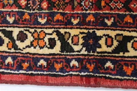 Hamedan Purple Runner Hand Knotted 31 X 1011 Area Rug 250-23855 Image 2