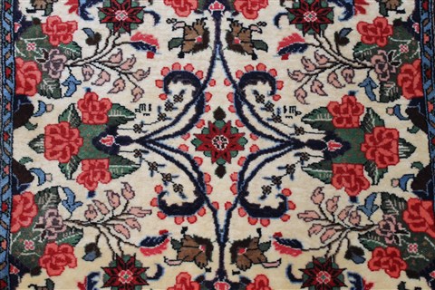 Bidjar Beige Runner Hand Knotted 31 X 133 Area Rug 250-23867 Image 4