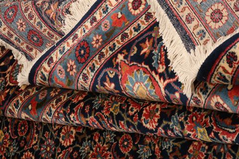 Kashan Blue Hand Knotted 97 X 138 Area Rug 100-23938 Image 6