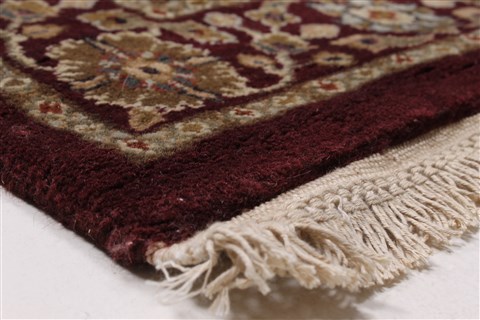 Agra Red Runner Hand Knotted 26 X 182 Area Rug 250-23959 Image 5