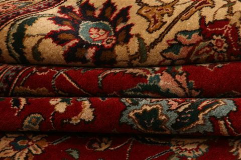 Tabriz Red Hand Knotted 86 X 124 Area Rug 100-23966 Image 3