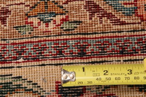 Tabriz Red Hand Knotted 86 X 124 Area Rug 100-23966 Image 4