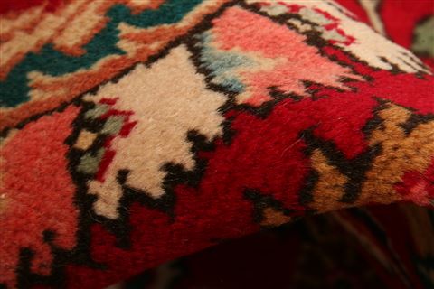 Tabriz Red Hand Knotted 99 X 130 Area Rug 100-23983 Image 1