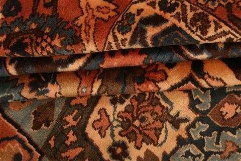 Bakhtiar Brown Hand Knotted 106 X 136 Area Rug 253-23985 Image 6