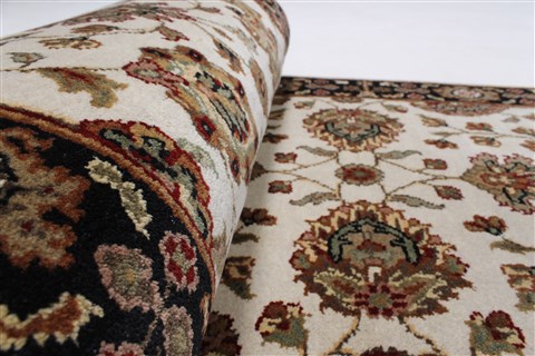 Agra Beige Runner Hand Knotted 26 X 140 Area Rug 250-23991 Image 12