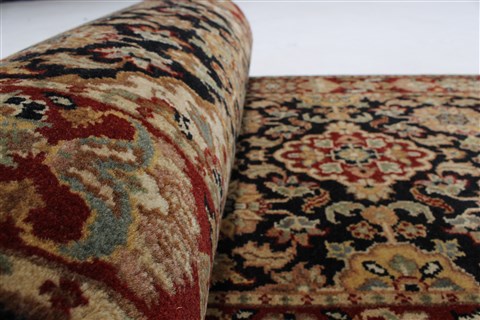 Agra Black Runner Hand Knotted 27 X 182 Area Rug 250-23993 Image 9