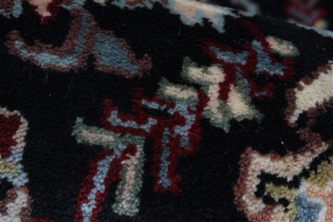 Sarouk Black Runner Hand Knotted 25 X 1511 Area Rug 250-24061 Image 13