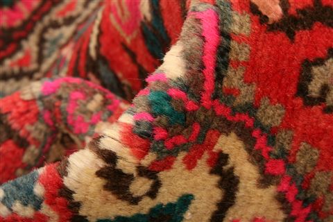 Shiraz Red Hand Knotted 27 X 40  Area Rug 253-24160 Image 1