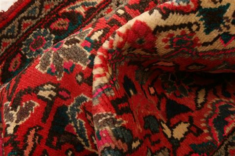 Shiraz Red Hand Knotted 27 X 40  Area Rug 253-24160 Image 2