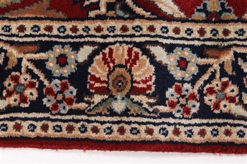 Sarouk Red Runner Hand Knotted 26 X 180 Area Rug 250-24176 Image 3