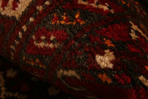 Shiraz Red Square Hand Knotted 27 X 35  Area Rug 253-24180 Image 1