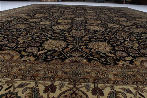 Tabriz Black Hand Knotted 119 X 153 Area Rug 250-24229 Image 13
