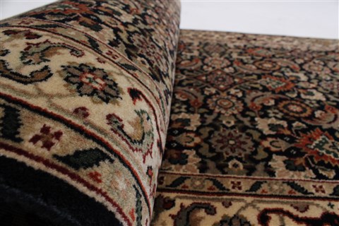Herati Black Runner Hand Knotted 26 X 160 Area Rug 250-24275 Image 12