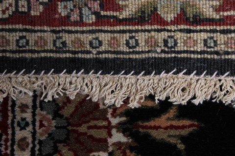 Sarouk Black Runner Hand Knotted 26 X 182 Area Rug 250-24288 Image 3