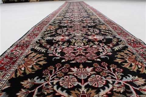 Sarouk Black Runner Hand Knotted 26 X 182 Area Rug 250-24288 Image 4