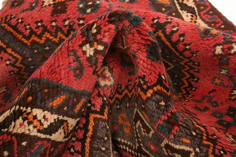 Shiraz Red Hand Knotted 33 X 50  Area Rug 100-24304 Image 2